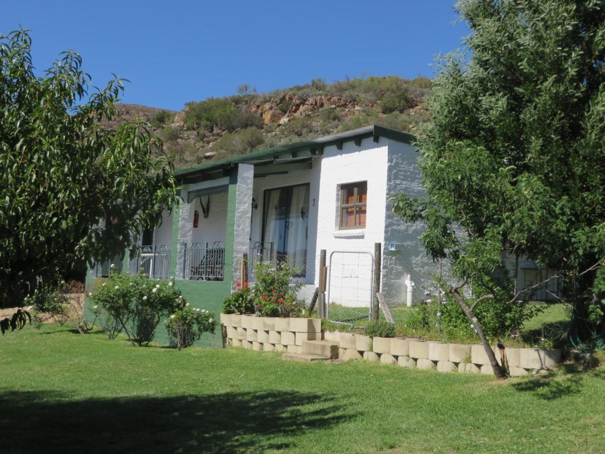 Bo Kouga Mountain Retreat Hotel Ongelegen Buitenkant foto